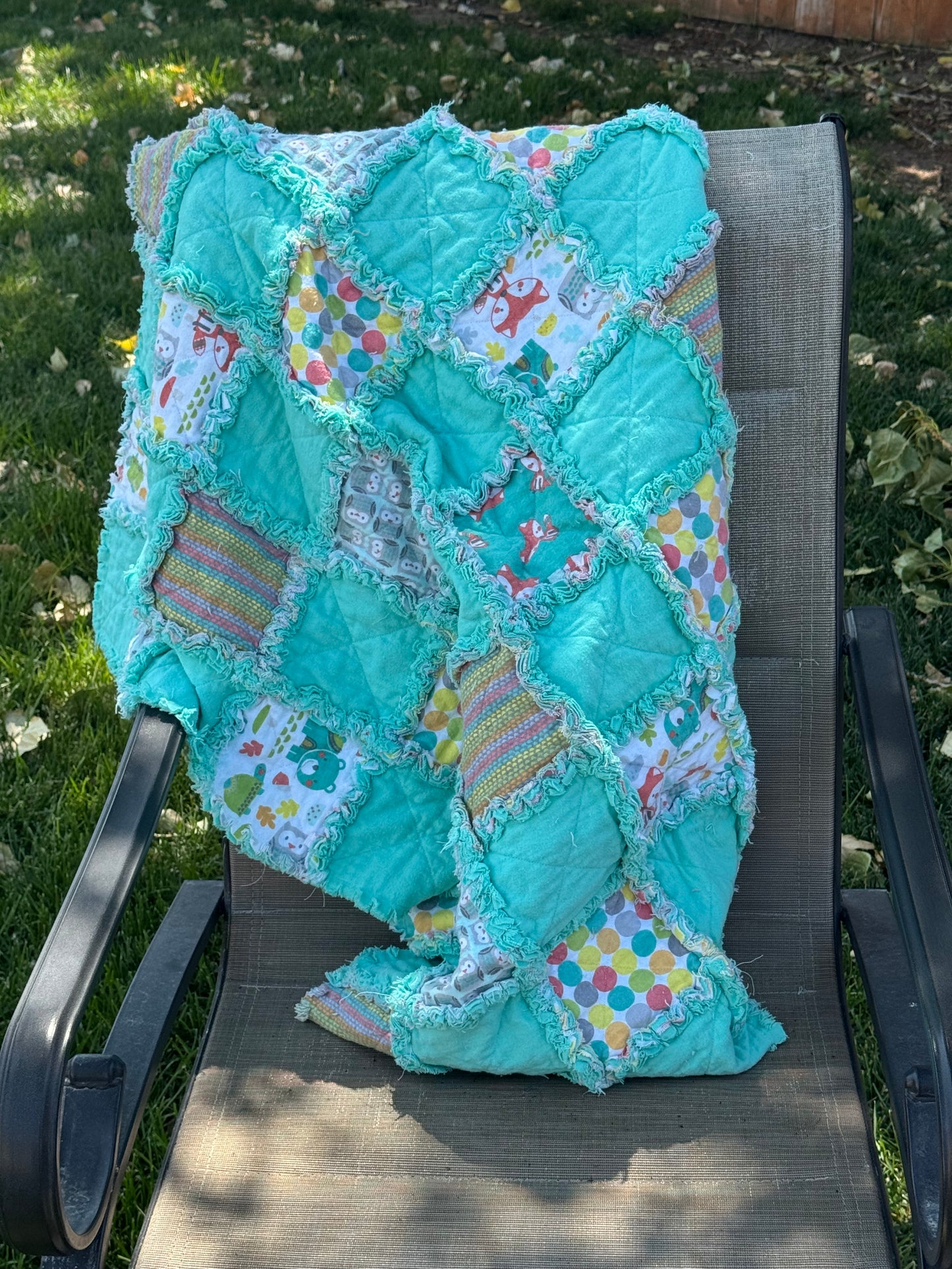 🪡 Custom Rag Quilts – Cozy, Handmade, and Full of Charm 💕